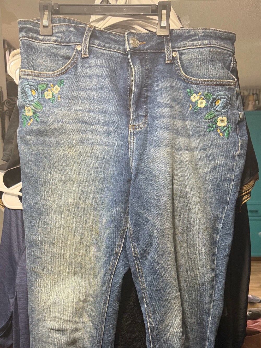 Blue Embroidered Floral Women’s Jeans Lauren Conrad